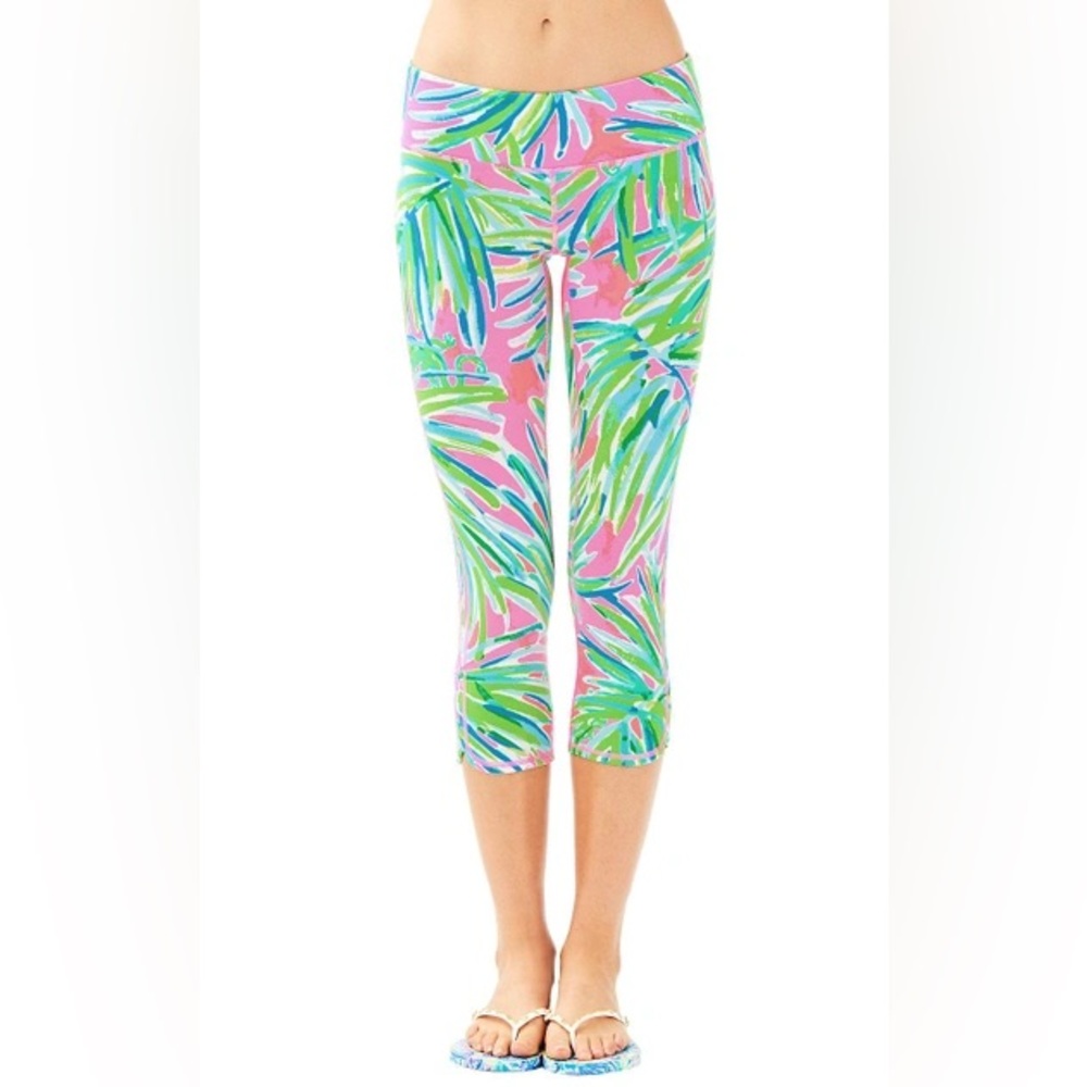 Lilly Pulitzer UPF 50 Luxletic 21" Cropped Legging Beckon Blue Jungle Utopia S - Picture 2 of 6